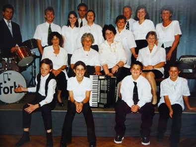 1998 spielt die forte ein Sommerkonzert im Bezirksmuseum Wien 20